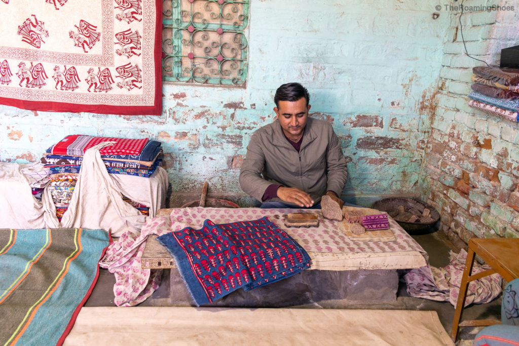 Block Printing demonstration in Bishnoi village tour