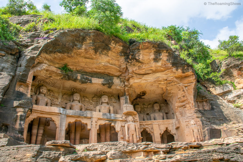 Rock cut sculptures of Goapachal parvat